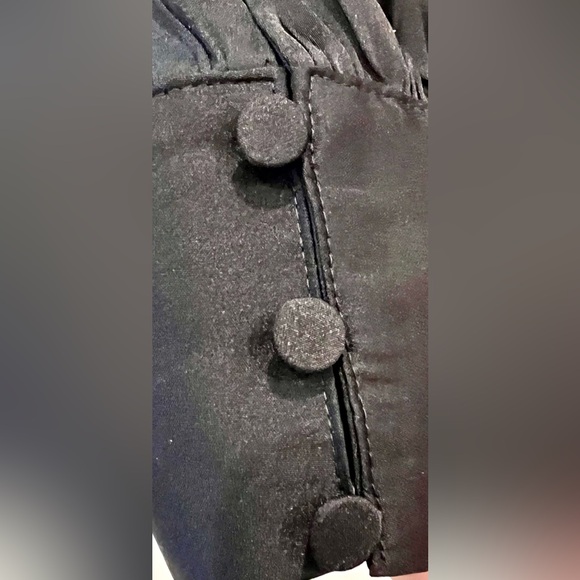 Express V - Neck Form Size M Long Sleeve Woman Blouse . 100% Polyester - Picture 4 of 6